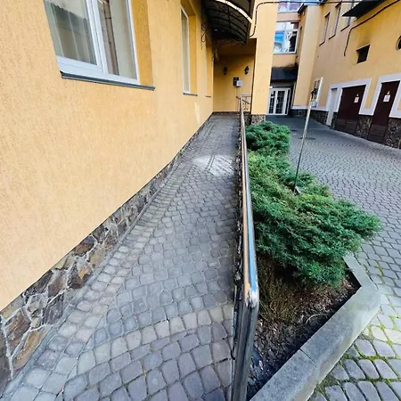 Optima Dworzec Lviv-3
